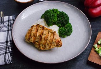 Chicken w/ Cauliflower Rice & Broccoli