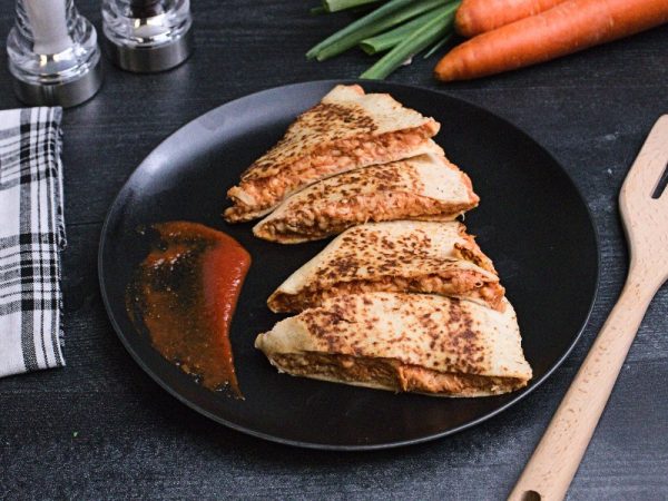 Clean Eats Meal Prep Chicken Parm Quesadilla