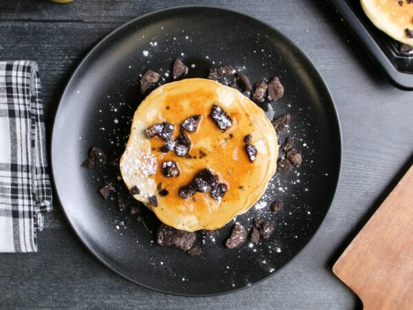 Clean Eats Meal Prep Oreo Pancakes